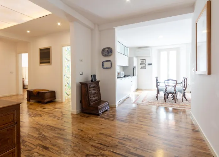 Realkasa Urbana Luxury Apt